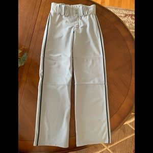 NWOT, Youth Small, Under Armour Baseball Pants